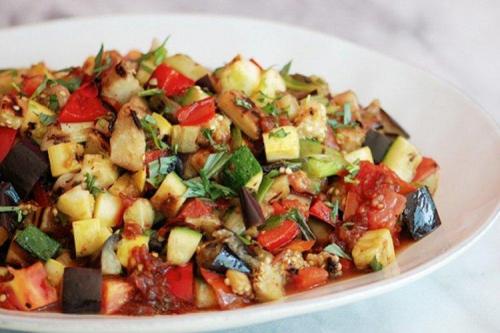 Какие барбекю-рецепты можно приготовить на печь-барбекю и мангале. 20 самых вкусных блюд на мангале