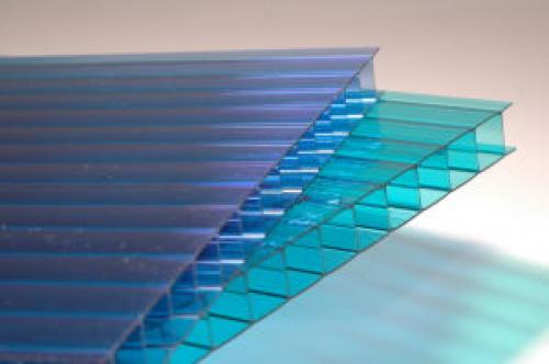 Конструкция навеса из поликарбоната. Навес из поликарбоната своими руками: чертежи, виды и строительство