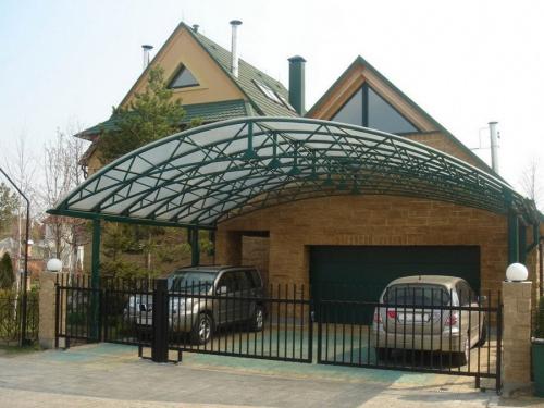 Навес из поликарбоната на деревянном каркасе. Навесы из поликарбоната — самостоятельное изготовление и особенности проектирования (100 фото)