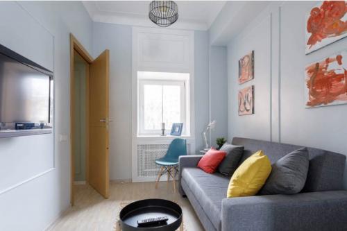 Как подобрать цвет плинтуса на пол. Част.  Как выбрать плинтусы для пола по цвету