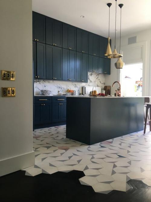 Напольные покрытия для кухни виды и цены. Выбираем пол на кухню: красота или практичность?