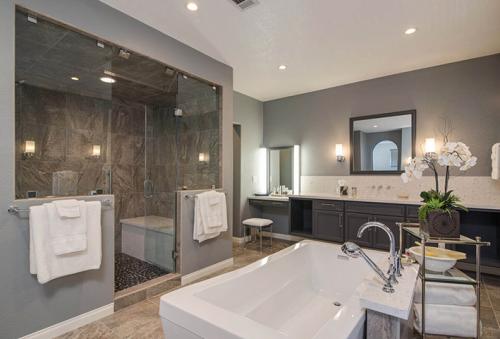 Сколько стоит ремонт в ванной. Сколько стоит ремонт ванной комнаты — примерные цены