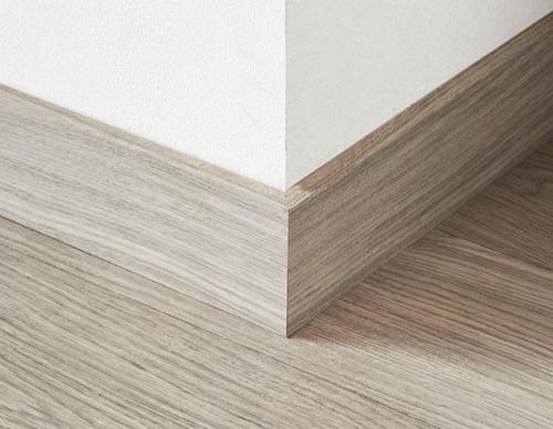 Цвет плинтуса, как подобрать. Критерии выбора цвета полов