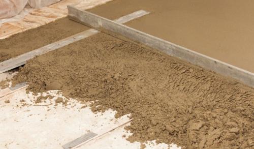 Какую стяжку выбрать для квартиры. Обустройство пола в квартире 03