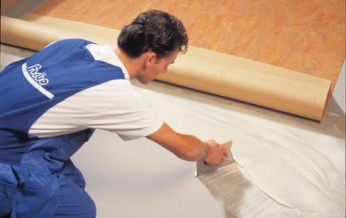 Как стелить линолеум на наливной пол. Наливной пол под линолеум: как выбрать