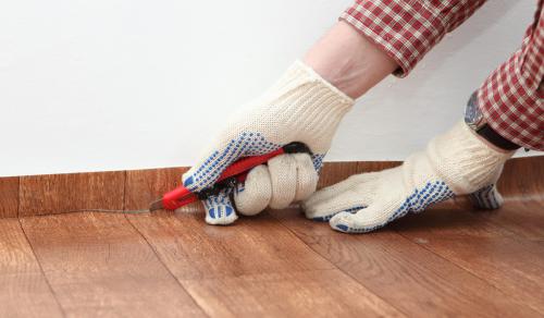 Как правильно стелить линолеум на бетон. Укладка линолеума на бетонный пол своими руками