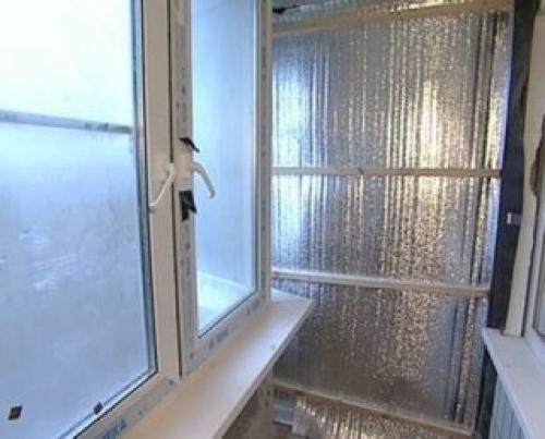 Фольгированная подложка под линолеум. Фольгированная подложка