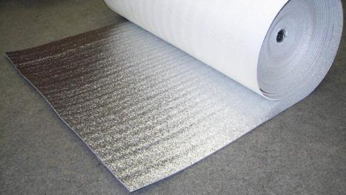 Какой стороной стелить фольгированный утеплитель под линолеум. Какой стороной класть утеплитель с фольгой