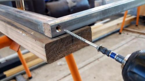 Теплица из профильной трубы без сварки. Сборка труб на деревянные вставки