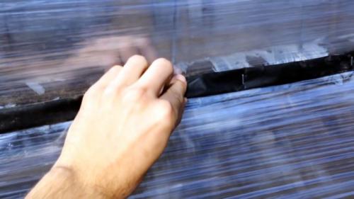 Как сделать теплицу своими руками дешево. Процесс строительства бюджетной теплицы