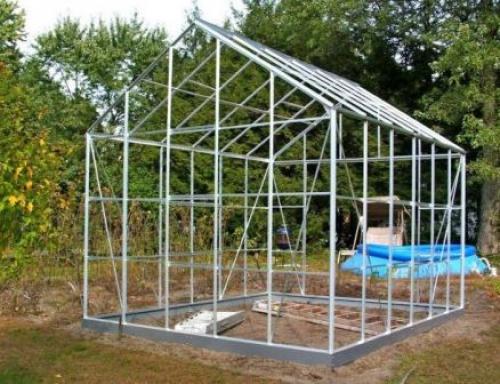 Двускатная теплица из профильной трубы своими руками. Виды профиля для теплицы своими руками из поликарбоната. Фото-примеры каркасов