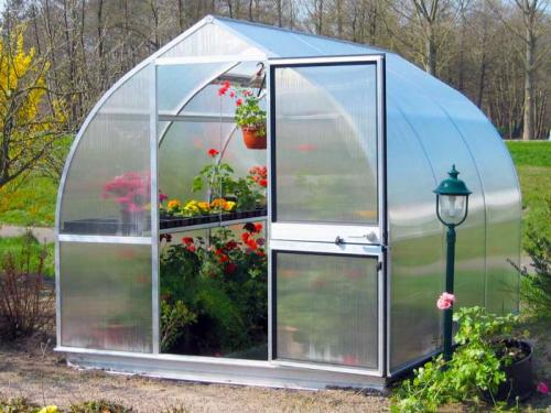 Теплицы своими руками: самые лучшие проекты. Теплицы своими руками виды и формы