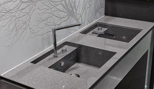 Всё о кухонном плинтусе и фартуке. Зачем нужен кухонный плинтус? 11