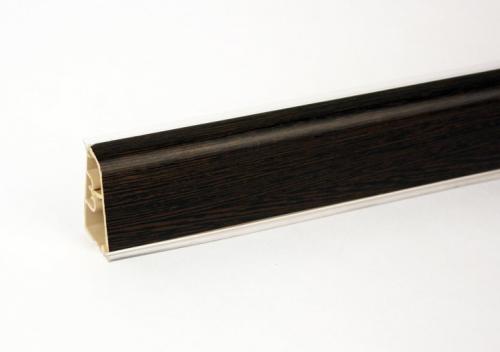 Кухонный плинтус. Плинтус для кухни — рекомендации по выбору. Установка кухонного плинтуса. 120 фото плинтусов для кухни лучшего качества!