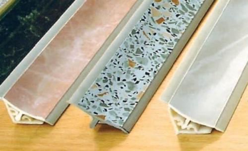 Кухонный плинтус для столешницы. Плинтус для столешницы на кухне: его виды и функци. 2014		
					–			Опубликовано в: Выбор плинтуса –			Метки: плинтус , столешница