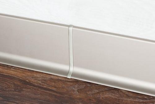 Кухонный плинтус на жидкие гвозди. Способы монтажа