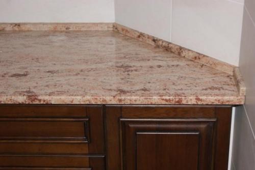 Кухонный плинтус на жидкие гвозди. Способы монтажа