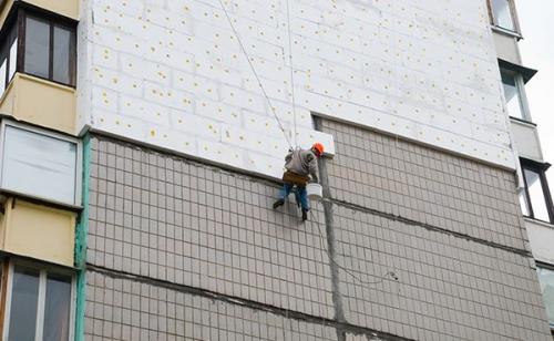 Когда лучше утеплять фасад дома. №2. Необходимо ли разрешение на утепление?