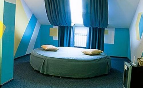 Какая кровать лучше высокая или низкая. 8 ошибок при выборе кровати