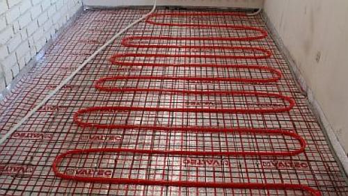 Как сделать теплый пол от отопления. Теплые водяные полы в частном доме – инструкция, как сделать своими руками