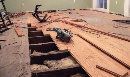 Снял все полы в сталинке. Перегородки и стены 17