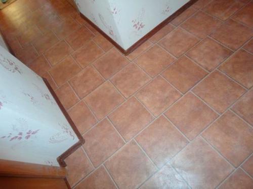 Что под паркетом в сталинке. Ремонт пола в сталинке: полный спектр необходимых рабо. 2014		
					–			Опубликовано в: Ремонтные работы –			Метки: ремонт , сталинка