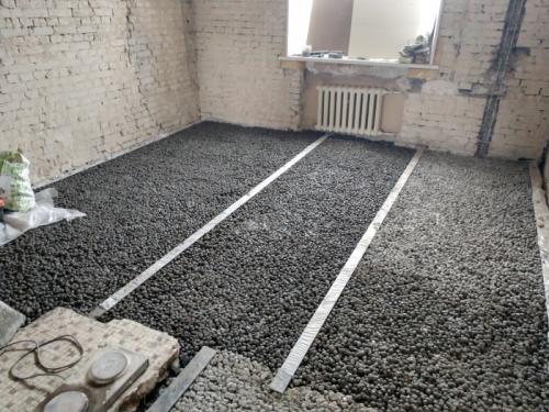 Бетонная стяжка в сталинке. Ремонт в сталинке. Част.  Полы. Продолжение