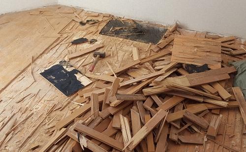 Ремонт деревянного пола на лагах. Выравнивание деревянного пола: 6 способов исправить кривое положение