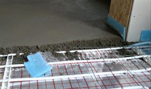 Как утеплить пол на балконе под плитку. Обустройство водяного теплого пола на балконе