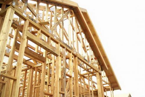 Утепление дома из бревна снаружи опилками. Утепление каркасного дома опилками — особенности