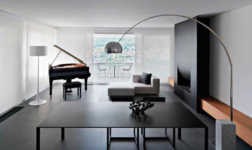 Как правильно расставить мебель в спальне: основные правила 13