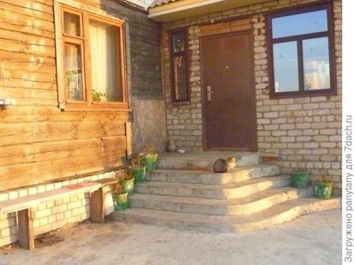 Какие виды крылец (открытые, закрытые, террасы) лучше всего подходят для дачи. Какое крыльцо и террасу выбрать конкретно для моего дома?