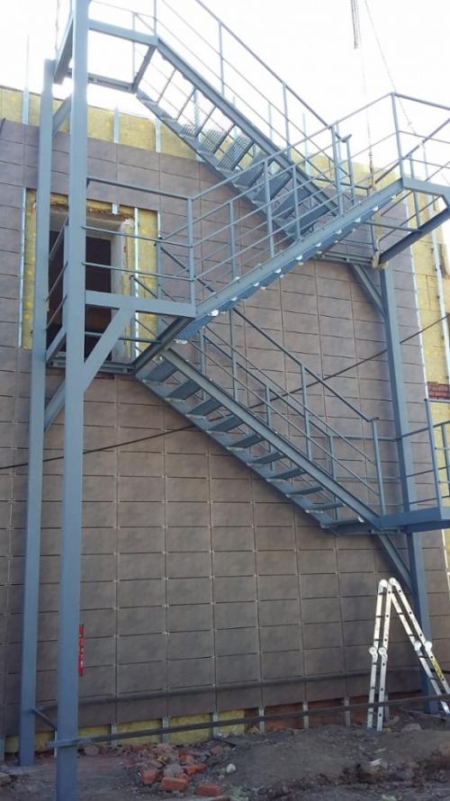 Строительство крыльца и входной лестницы: практические советы и идеи дизайна 01 Строительство крыльца и входной лестницы: практические советы и идеи дизайна 01