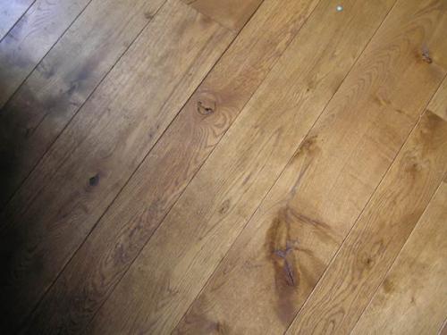 Портится ли деревянный пол под линолеумом. Особенности деревянного пола