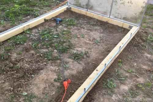 Установка теплицы из поликарбоната. Что учесть при установке теплицы? 02 Установка теплицы из поликарбоната. Что учесть при установке теплицы? 02