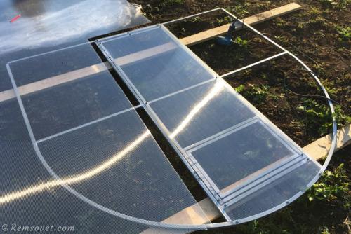 Установка теплицы из поликарбоната. Что учесть при установке теплицы? 07 Установка теплицы из поликарбоната. Что учесть при установке теплицы? 07