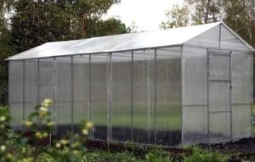 Установка теплицы из поликарбоната. Что учесть при установке теплицы?