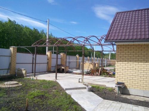 Навесы из поликарбоната. Как построить навес из поликарбоната своими руками — подробная инструкция возведения простых и сложных навесов (90 фото)