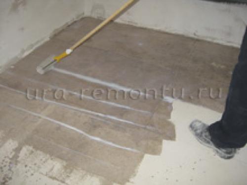 Этапы укладки плинтуса на ламинат. Основные правила крепления плинтуса 01