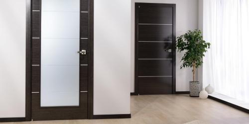 Плинтус под ламинат пластиковый. Выбор плинтуса