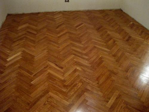 Стерся лак на паркете. Что такое «поджог» паркета и с «чем его едят»!