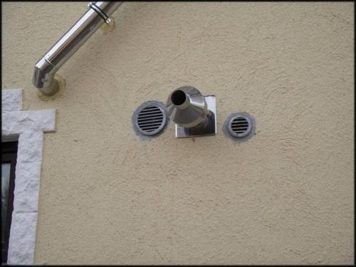 Вентиляция в стене частного дома. Вентиляция с отводом в стене