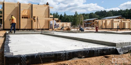 Как правильно утеплять фундамент дома с цокольным этажом 02