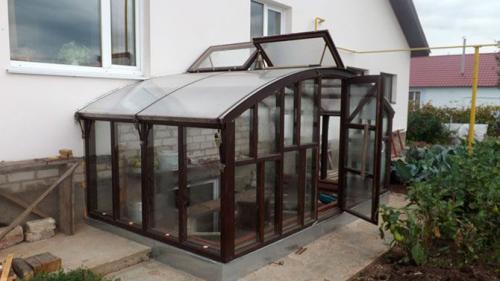 Как сделать парник в домашних условиях. Как сделать парник своими руками: лучшие проекты