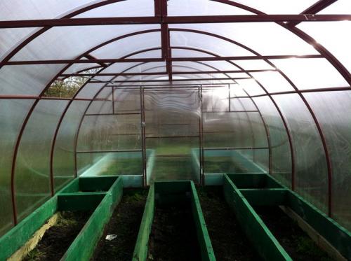 Размеры теплицы 3 н. Лучшие идеи планировки расположения грядок в теплице 3 на 6: чертежи, размеры, оптимальное расходование пространства