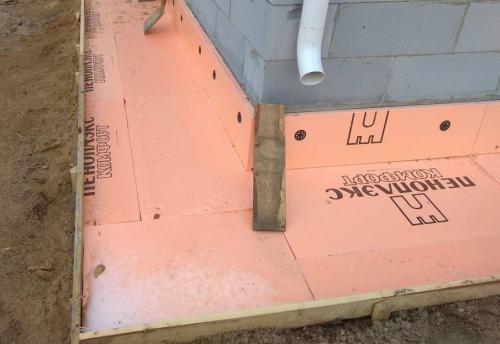 Как пеноплекс улучшает теплоизоляцию фундамента. Утепления фундамента пеноплексом своими руками