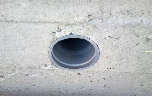 Продухи в фундаменте деревянного дома - Монтаж отдушин своими руками 03 Продухи в фундаменте деревянного дома - Монтаж отдушин своими руками 03