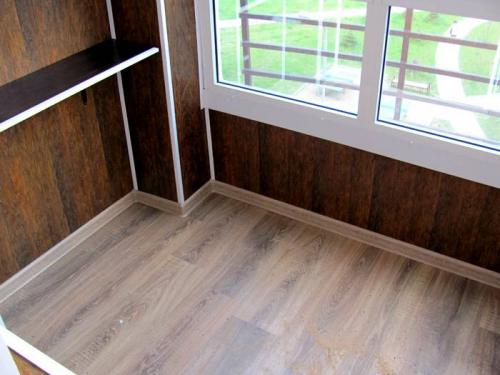 Монтаж панелей ПВХ на кривые стены. Как крепить панели ПВХ к неровной стене?