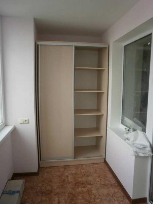 Шкаф на балкон своими руками чертежи. Шкаф на балкон своими руками: учимся делать красивый и недорогой в изготовлении шкаф на лоджии по схемам, и чертежам с размерами