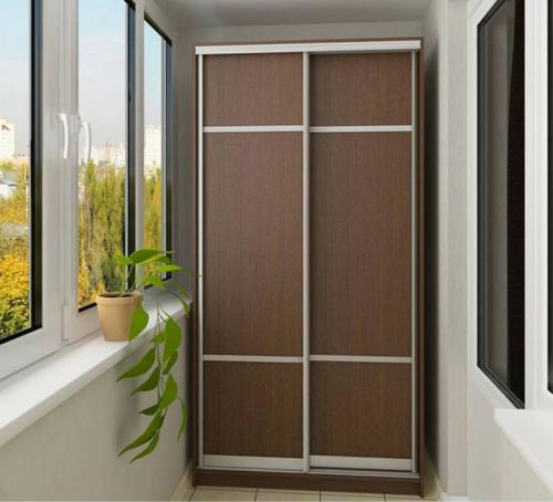 Шкаф на балконе идеи. Шкаф на балконе — красивый дизайн углового, встраиваемого, шкафа купе индивидуальных размеров с полками + фото идеи